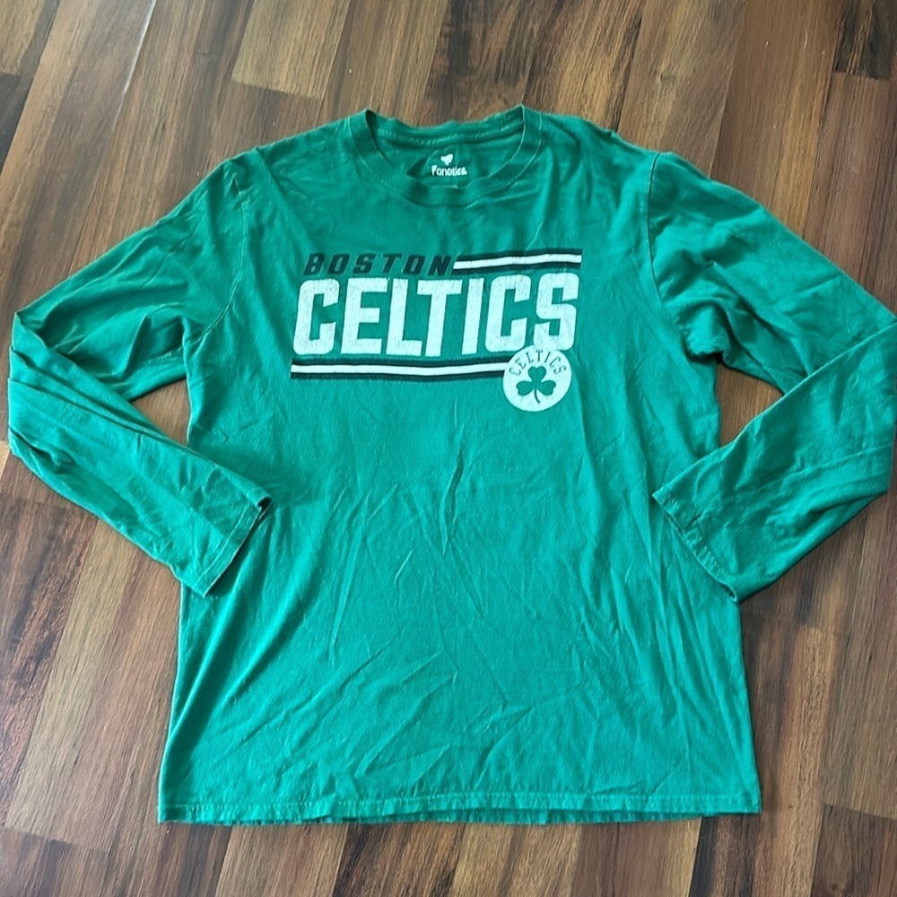 Boston Celtics Fanatics Long Sleeve Adult Tee Size Large-NBA Celtics Fans